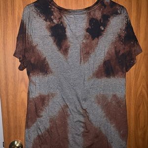 bleached T-shirt